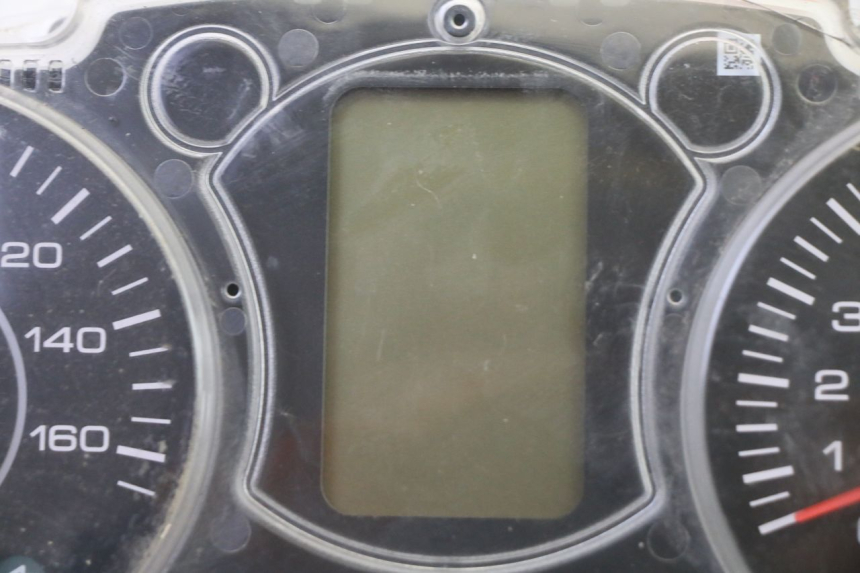 photo de CUENTA KILÓMETROS YAMAHA X-MAX XMAX 125 (2010 - 2014) - Zoom estado de uso