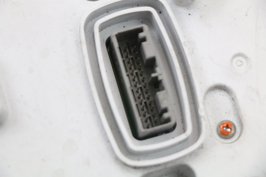 photo de CUENTA KILÓMETROS PIAGGIO X10 125 (2012 - 2017)