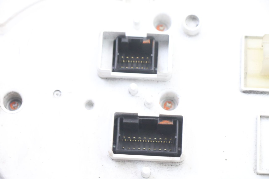 photo de CUENTA KILÓMETROS PIAGGIO XEVO - X EVO 125 (2007 - 2017) - Recambio usado revisado