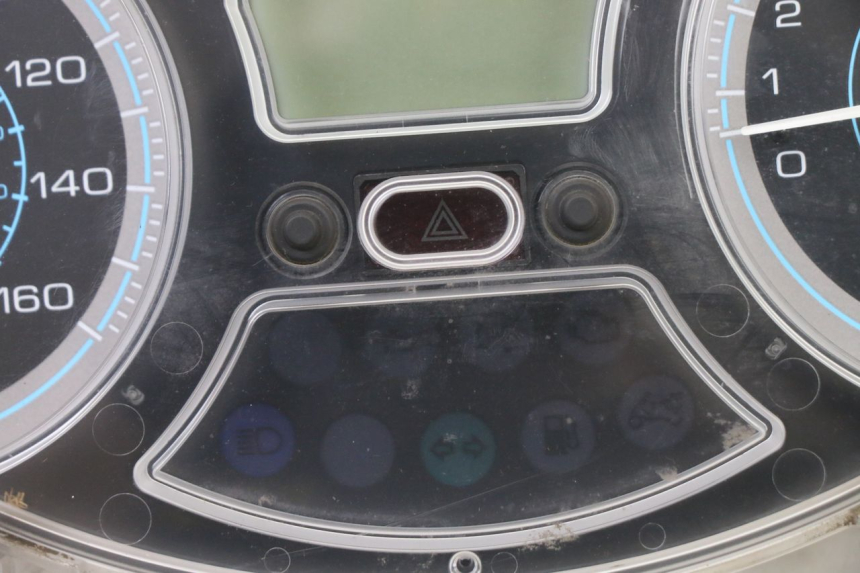 photo de CUENTA KILÓMETROS PIAGGIO XEVO - X EVO 125 (2007 - 2016)