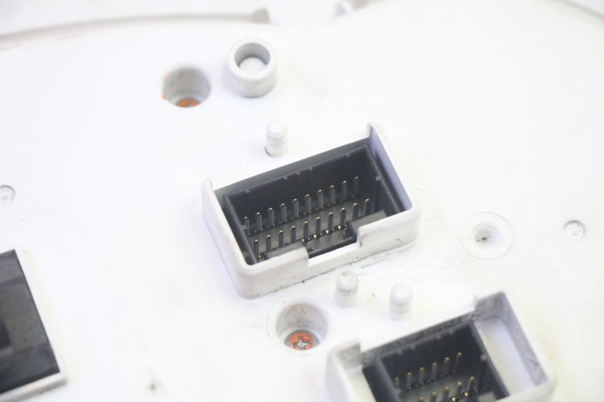 photo de CUENTA KILÓMETROS PIAGGIO XEVO - X EVO 125 (2007 - 2017) - Características distintivas