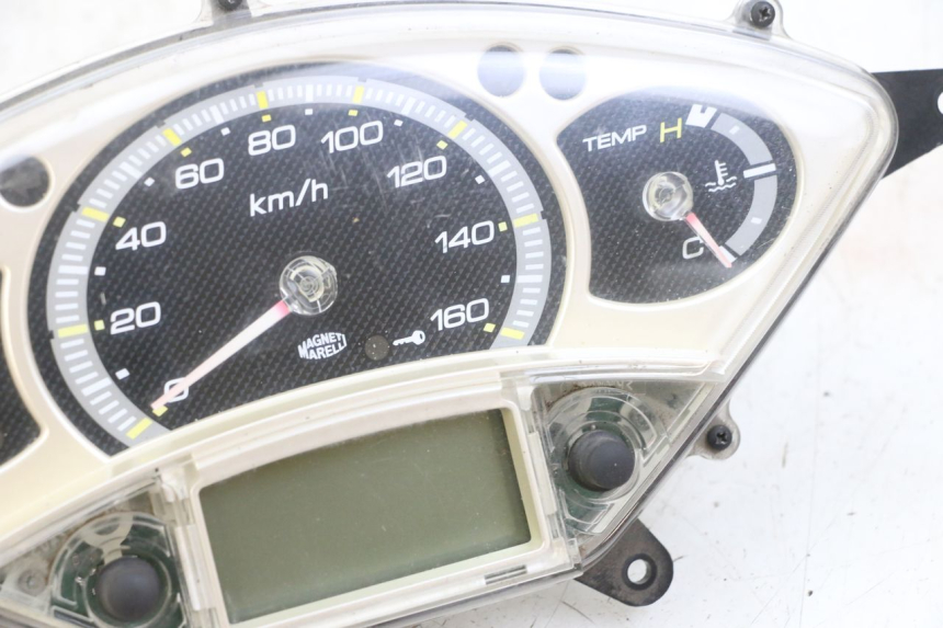 photo de CUENTA KILÓMETROS YAMAHA XMAX X-MAX 125 (2006 - 2009)