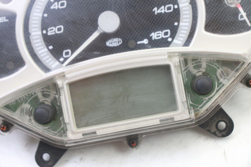 photo de CUENTA KILÓMETROS YAMAHA XMAX X-MAX 125 (2006 - 2009)