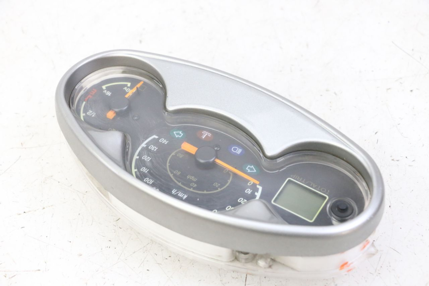 photo de CUENTA KILÓMETROS YAMAHA YP MAJESTY 125 (2002 - 2006)
