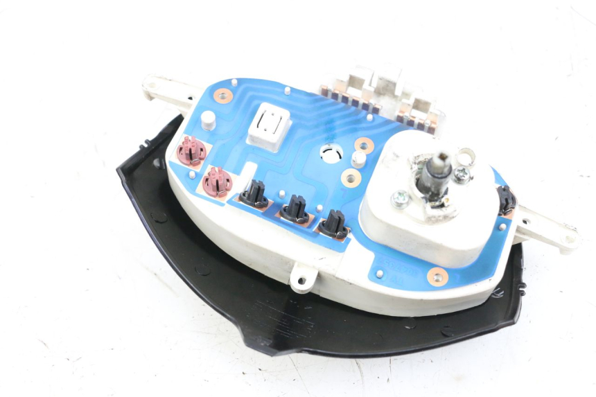 photo de CUENTA KILÓMETROS PIAGGIO ZIP 2T 50 (2009 - 2019) - Primer plano técnico