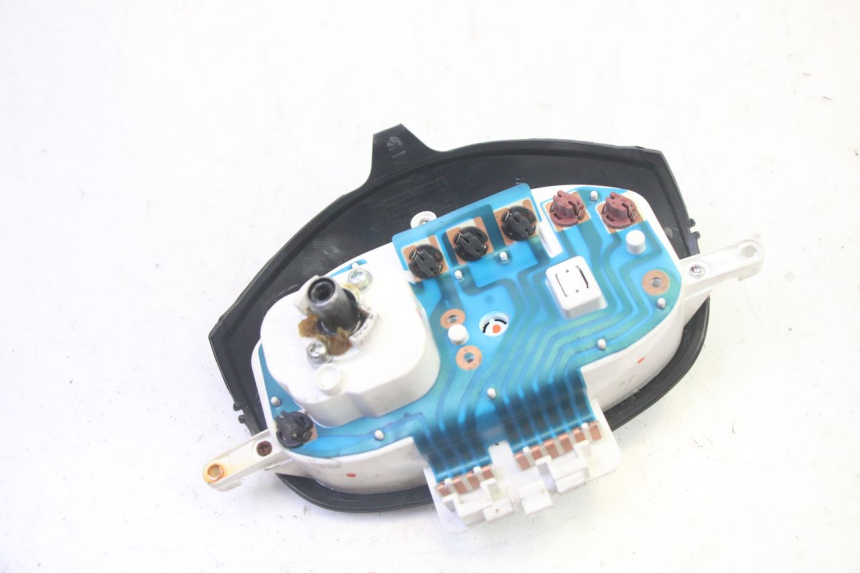 photo de CUENTA KILÓMETROS PIAGGIO ZIP 4T 50 (2018 - 2020) - Vista general del producto