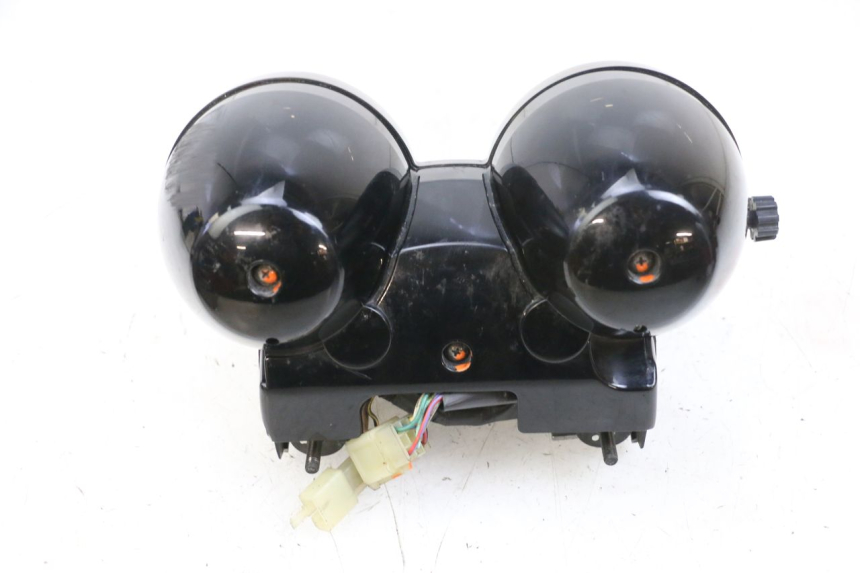 photo de VELOCIMETRO KAWASAKI ZR 7 750 (1999 - 2001) - Detalle de la pieza