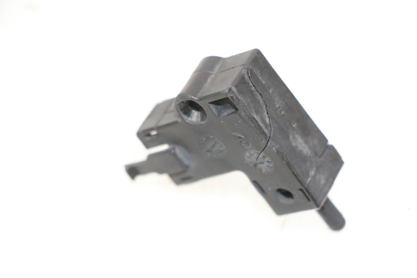 photo de INTERRUPTOR EMBRAGUE YAMAHA FZ6 N FAZER 600 (2004 - 2006)