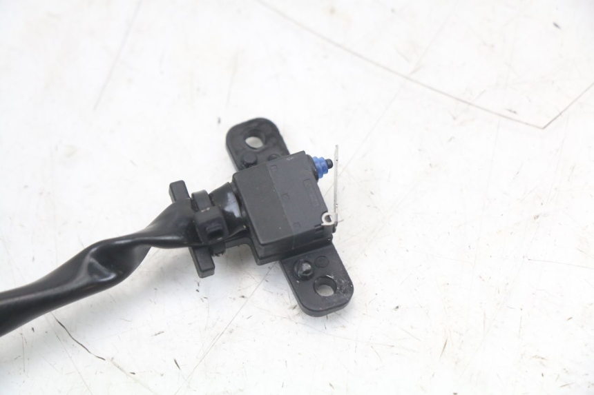 photo de INTERRUPTOR EMBRAGUE ROYAL ENFIELD CONTINENTAL GT 650 (2019 - 2024)