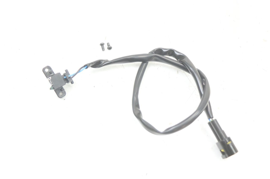 photo de INTERRUPTOR EMBRAGUE ROYAL ENFIELD SCRAM 411 (2022 - 2024)
