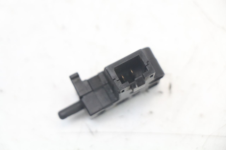 photo de INTERRUPTOR EMBRAGUE SUZUKI GSR 750 (2011 - 2017)