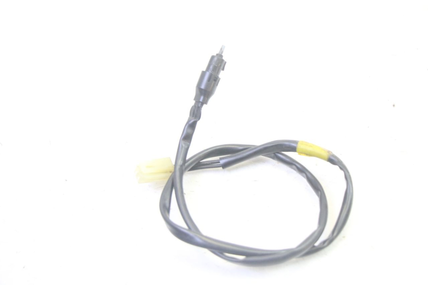 photo de INTERRUPTOR EMBRAGUE YAMAHA TTR 125 (2000 - 2020) - Otra perspectiva