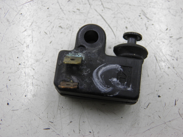 photo de INTERRUPTOR EMBRAGUE YAMAHA FZX FAZER 750 (1987 - 1998)