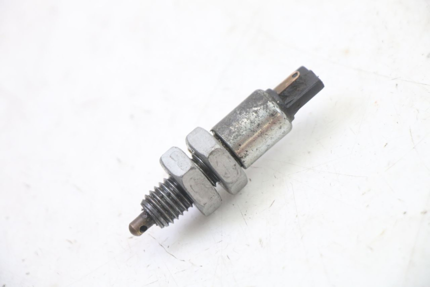 photo de LUZ FRENO INTERRUPTOR TRASERA APRILIA CLASSIC 125 (1995 - 2001)