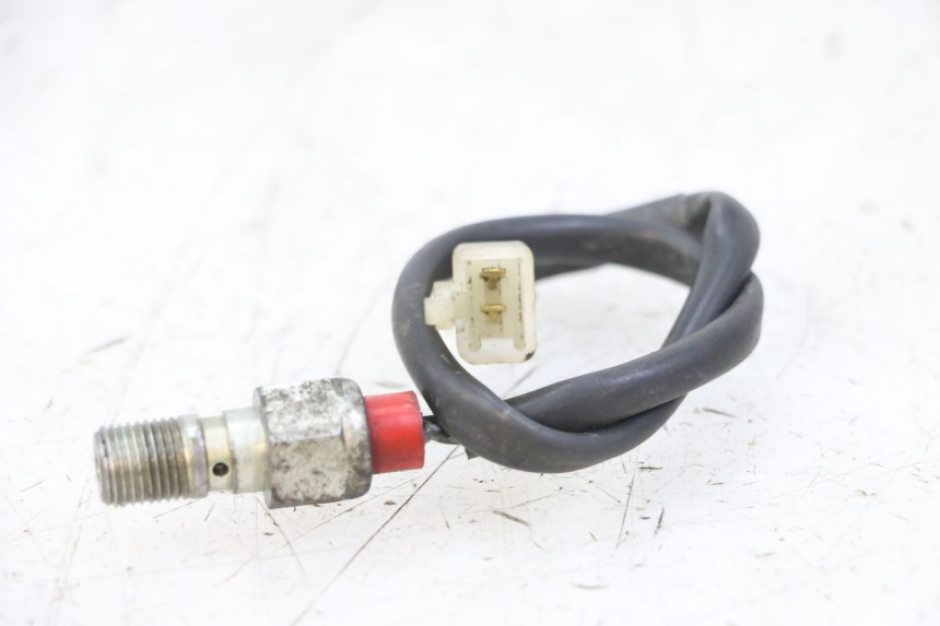 photo de LUZ FRENO INTERRUPTOR TRASERA DERBI SENDA R X-TREME 50 (2006 - 2010)