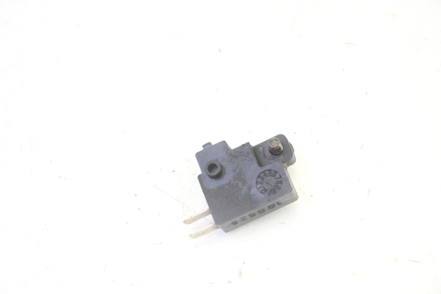photo de LUZ FRENO INTERRUPTOR TRASERA KYMCO DINK STREET 125 (2009 - 2014)