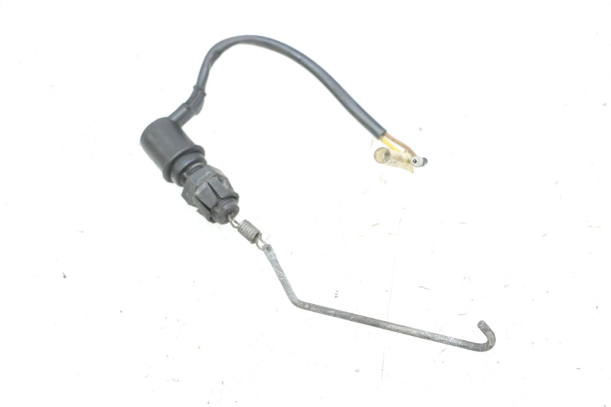 photo de LUZ FRENO INTERRUPTOR TRASERA YAMAHA FJ 36Y 1100 (1984 - 1985)