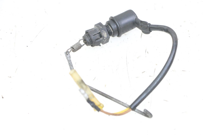 photo de LUZ FRENO INTERRUPTOR TRASERA YAMAHA FJ 36Y 1100 (1984 - 1985)