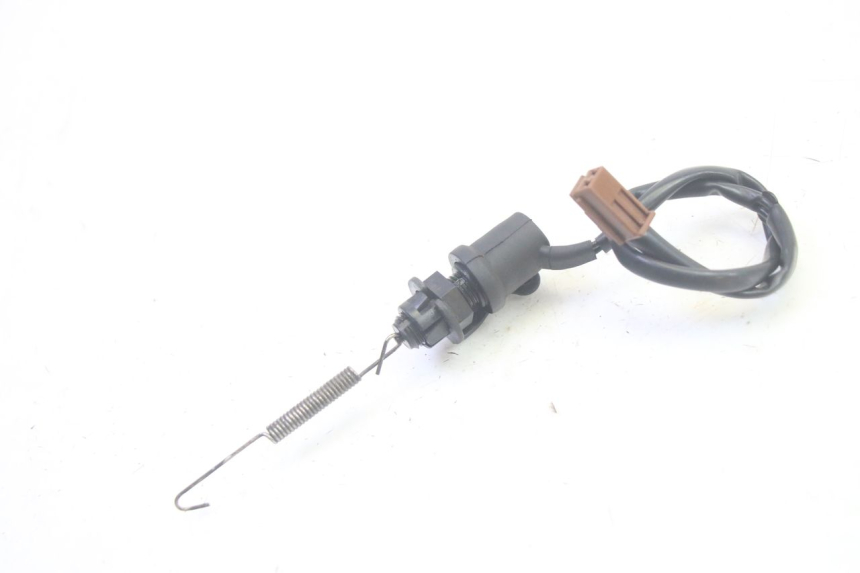 photo de INTERRUPTOR DE LUZ DE FRENO TRASERO YAMAHA FJR ABS 1300 (2006 - 2012) - Detalle de la pieza