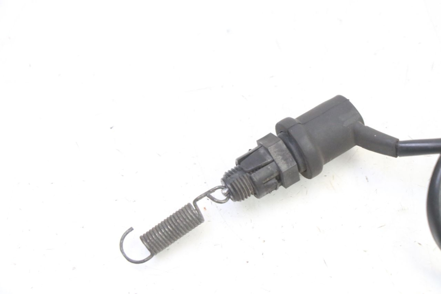 photo de LUZ FRENO INTERRUPTOR TRASERA YAMAHA FZ6 FAZER S2 600 (2007 - 2011)