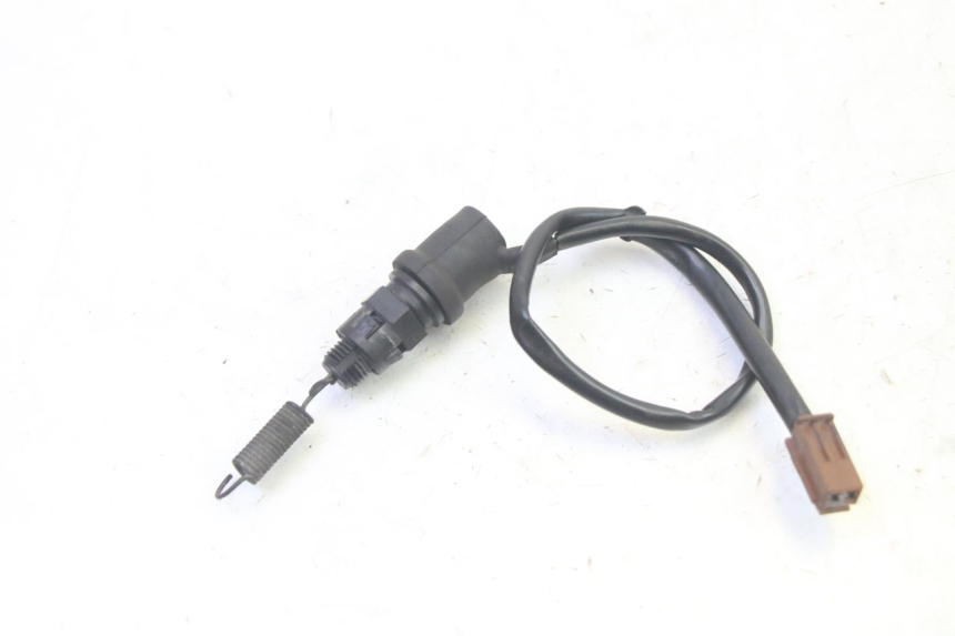 photo de LUZ FRENO INTERRUPTOR TRASERA YAMAHA FZ6 N FAZER 600 (2004 - 2006)