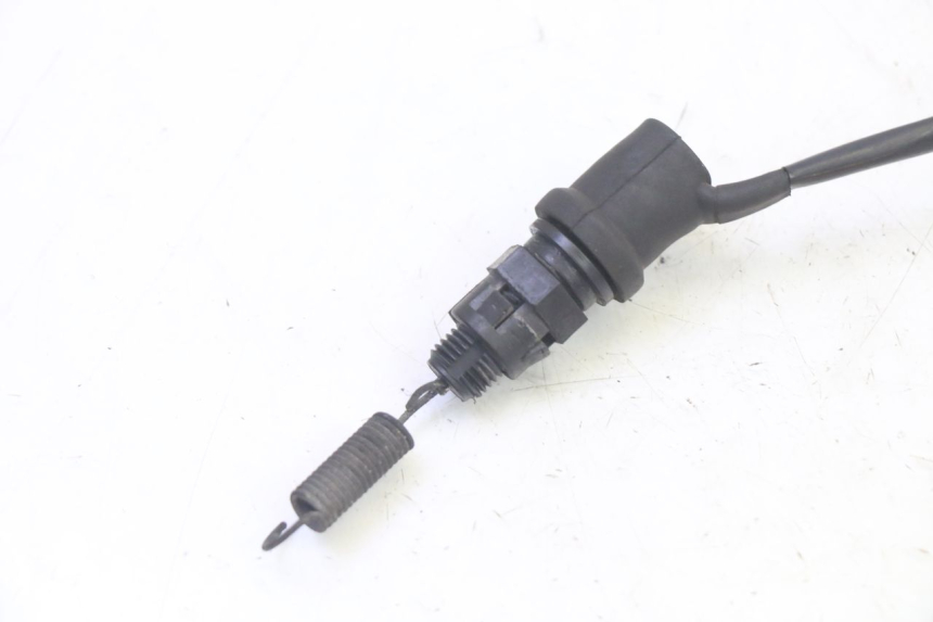 photo de LUZ FRENO INTERRUPTOR TRASERA YAMAHA FZ6 N FAZER 600 (2004 - 2006)