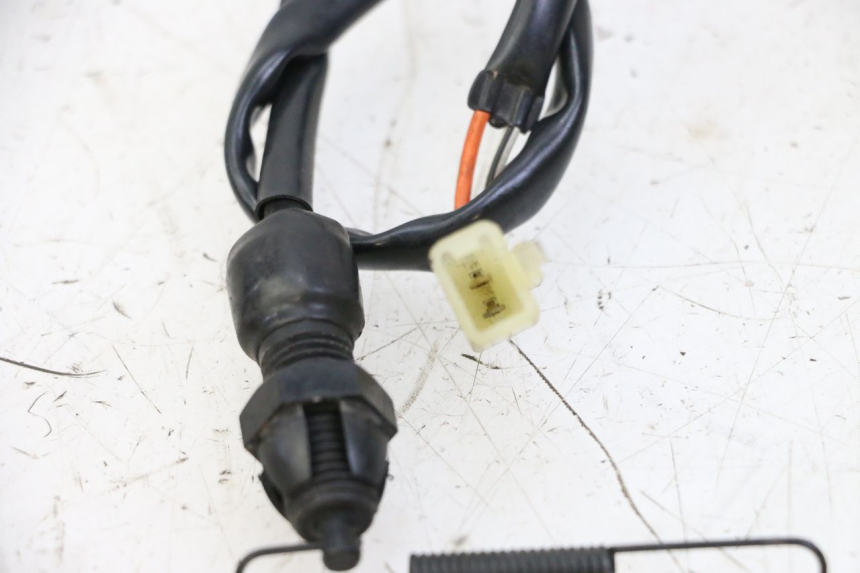 photo de LUZ FRENO INTERRUPTOR TRASERA SUZUKI GSR 750 (2011 - 2017)