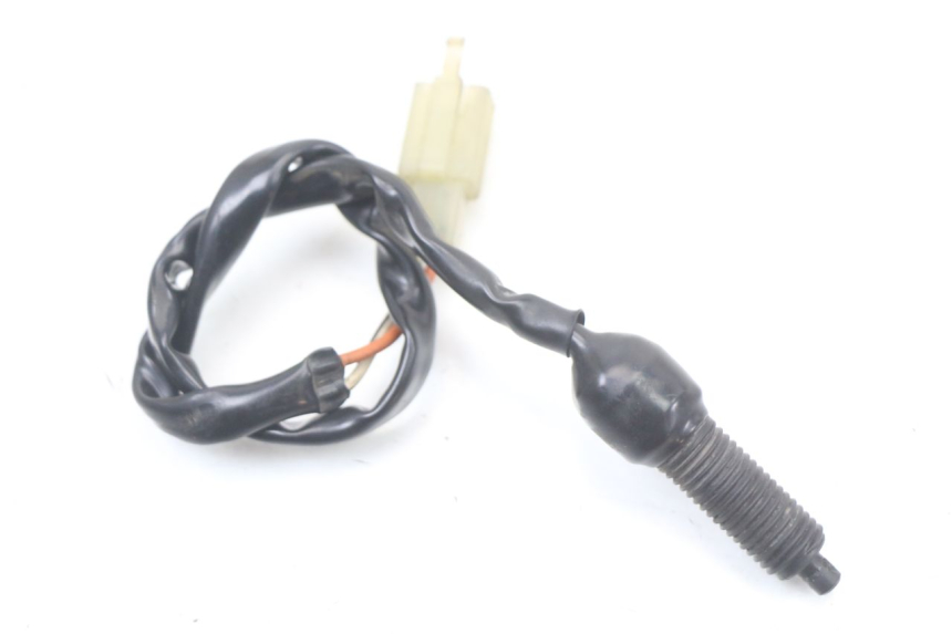 photo de LUZ FRENO INTERRUPTOR TRASERA SUZUKI GZ MARAUDER 125 (1998 - 2004)