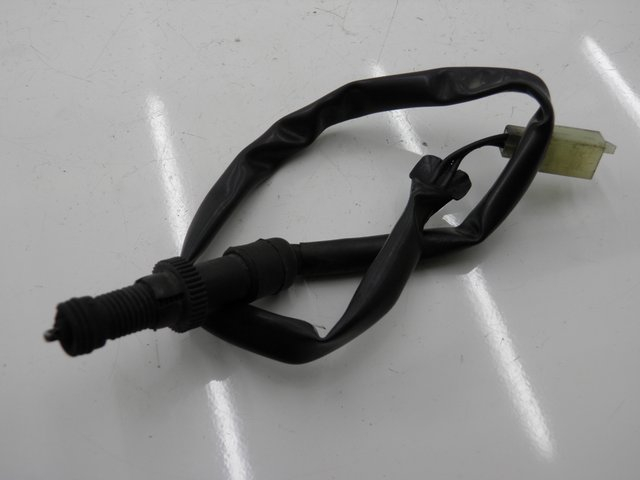 photo de CONTACTO DE LUZ DE FRENO TRASERO HONDA CBF S ABS 600 (2004 - 2007)