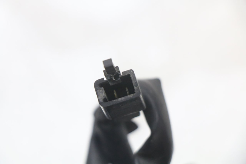 photo de LUZ FRENO INTERRUPTOR TRASERA HONDA CBR F 1000 (1993 - 1996)