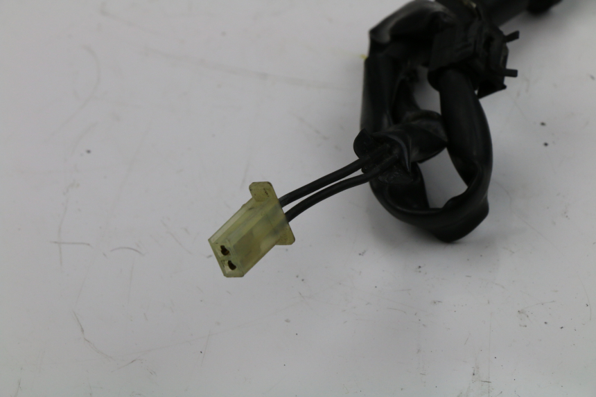 photo de LUZ FRENO INTERRUPTOR TRASERA HONDA CBR F 600 (1996 - 1998)