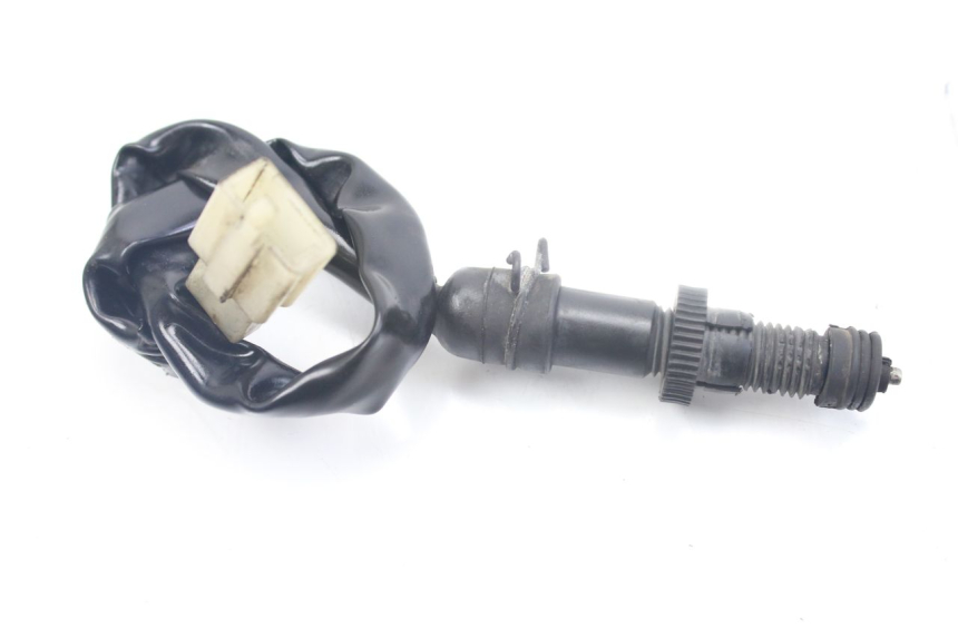 photo de INTERRUPTOR DE LUZ DE FRENO TRASERO HONDA VFR FI RC46 800 (1998 - 2001)