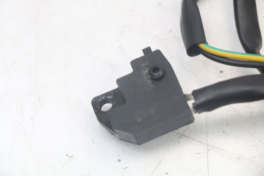 photo de INTERRUPTOR DE LUZ DE FRENO TRASERO HYTRACK ST 170 (2020 - 2024)