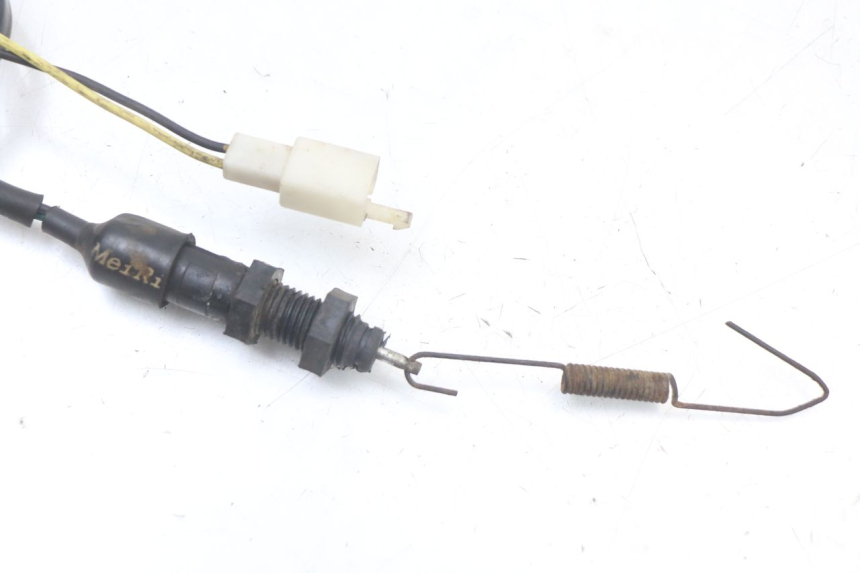 photo de LUZ FRENO INTERRUPTOR TRASERA JINLUN JL HIGHLANDER 125 (2007 - 2015)