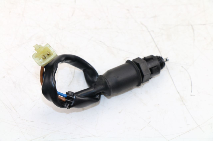 photo de LUZ FRENO INTERRUPTOR TRASERA KAWASAKI Z 750 (2003 - 2006)