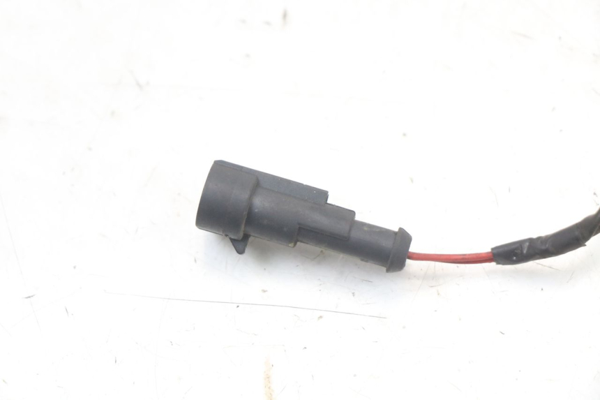 photo de LUZ FRENO INTERRUPTOR TRASERA PIAGGIO MP3 LT 400 (2007 - 2012)