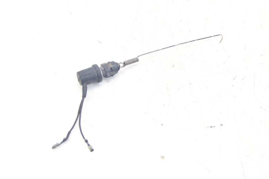 photo de CONTACTOR DE LUZ DE FRENO TRASERO YAMAHA SR 125 (1982 - 2003)