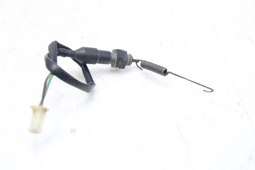 photo de INTERRUPTOR DE LUZ DE FRENO TRASERO SYM WOLF SB 125 (2011 - 2018)