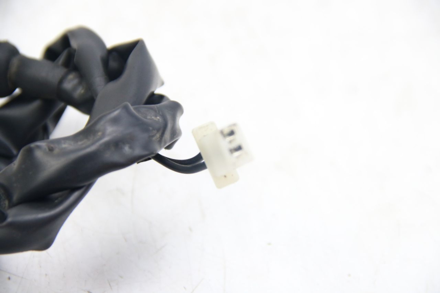 photo de INTERRUPTOR DE LUZ DE FRENO TRASERO HONDA XR L 125 (2003 - 2007)