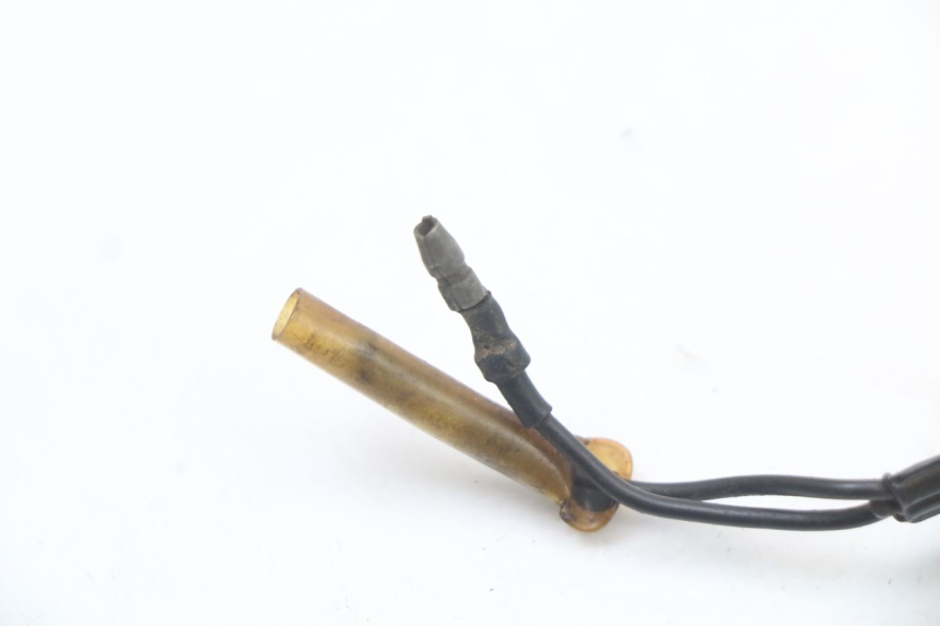 photo de LUZ FRENO INTERRUPTOR TRASERA YAMAHA DTLC 125 (1982 - 1987)