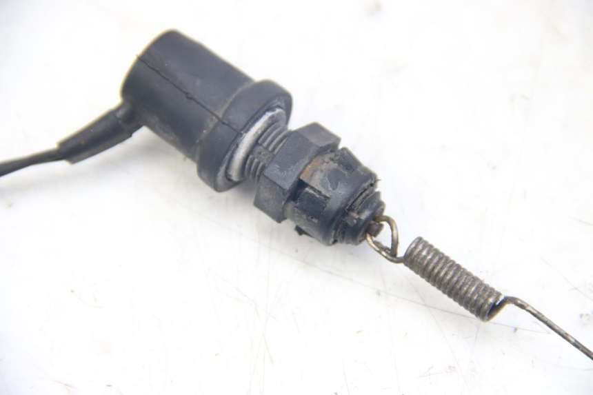 photo de CONTACTOR DE LUZ DE FRENO TRASERO YAMAHA SR 125 (1996 - 2003)