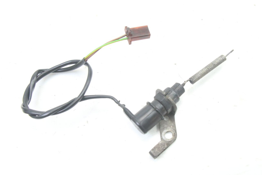 photo de LUZ FRENO INTERRUPTOR TRASERA YAMAHA TZR 50 (2008 - 2016)