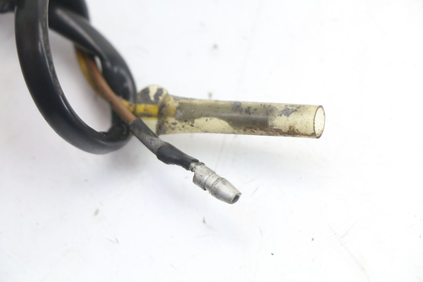 photo de LUZ FRENO INTERRUPTOR TRASERA YAMAHA XJ F 900 (1983 - 1994)