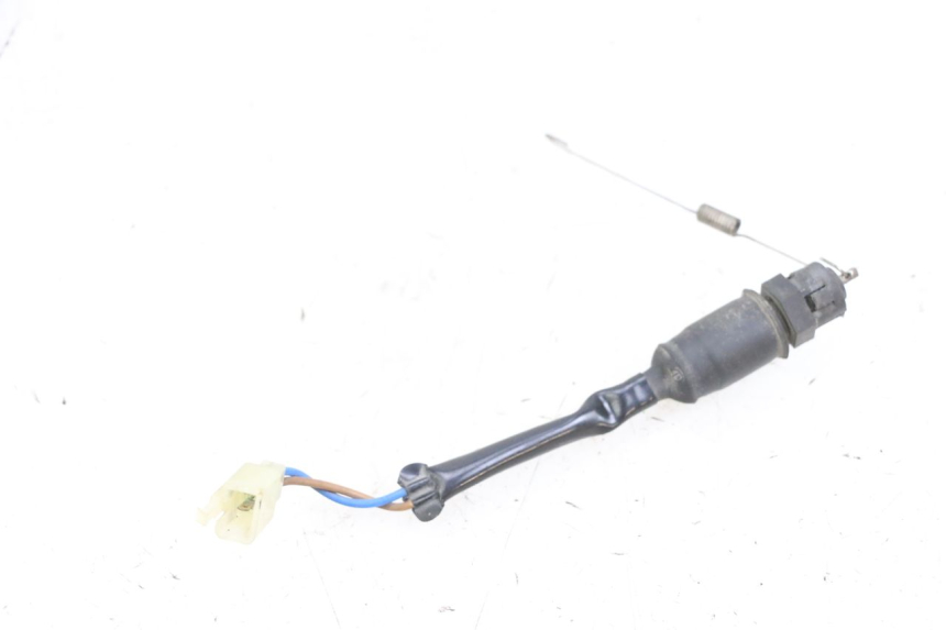 photo de LUZ FRENO INTERRUPTOR TRASERA KAWASAKI ZR 7 750 (1999 - 2001) - Detalle de la pieza