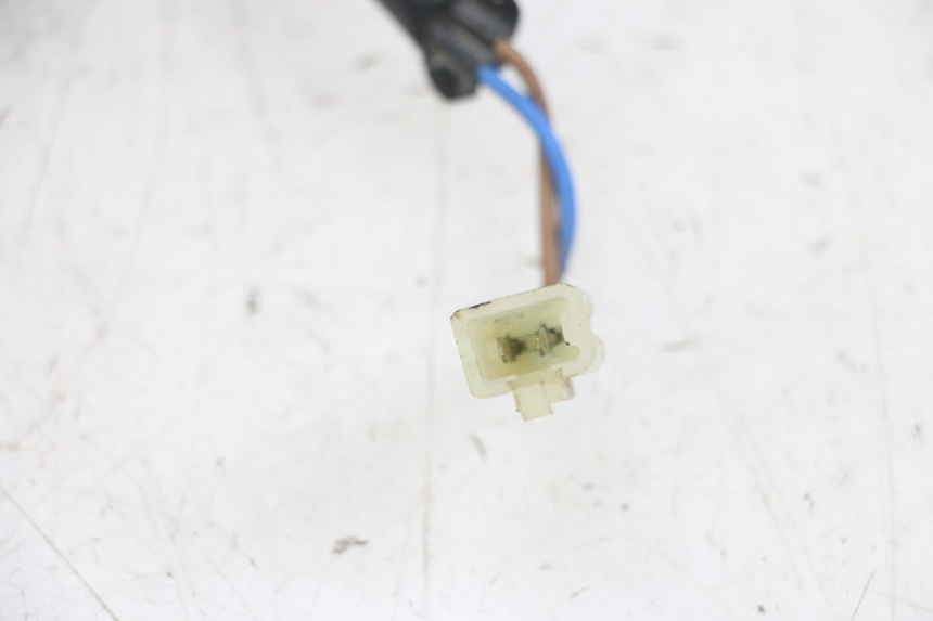 photo de LUZ FRENO INTERRUPTOR TRASERA KAWASAKI ZR 7 750 (1999 - 2001) - Zoom estado de uso