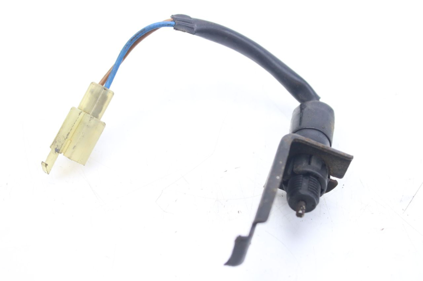 photo de INTERRUPTOR DE LUZ DE FRENO TRASERO KAWASAKI ZZR 600 (1995 - 2004)