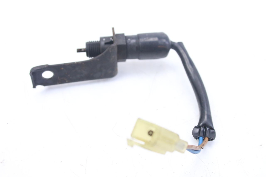 photo de INTERRUPTOR DE LUZ DE FRENO TRASERO KAWASAKI ZZR 600 (1995 - 2004)
