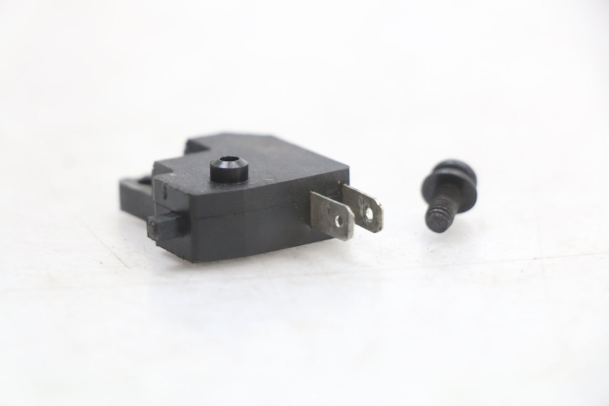 photo de LUZ FRENO INTERRUPTOR DERECHA TNT MOTOR BOSTON 4T 50 (2018 - 2025)