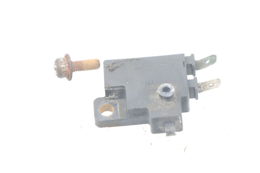 photo de LUZ FRENO INTERRUPTOR DERECHA HONDA CBR F SC21 1000 (1986 - 1992)