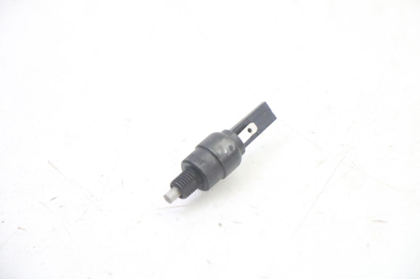 photo de LUZ FRENO INTERRUPTOR DERECHA APRILIA CLASSIC 125 (1995 - 2001)